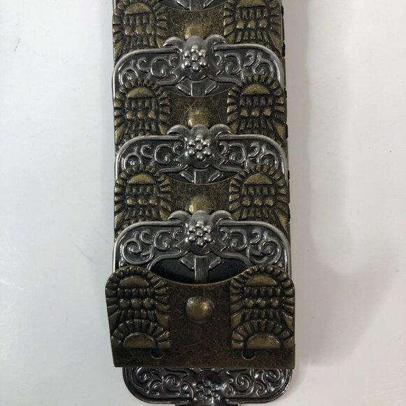 Womens Hammered Metal Stretch Belt Rhinestone Buckle Size XXS *See Description* main image 3